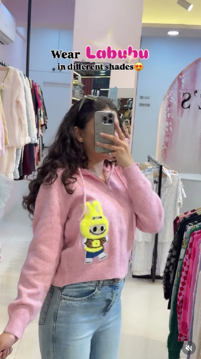 LABUBU KNITTED ZIPPER/HOODIES