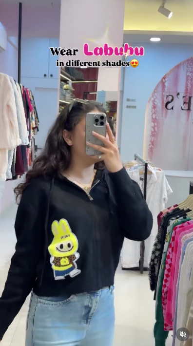 LABUBU KNITTED ZIPPER/HOODIES