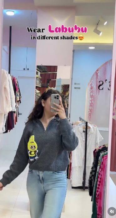 LABUBU KNITTED ZIPPER/HOODIES